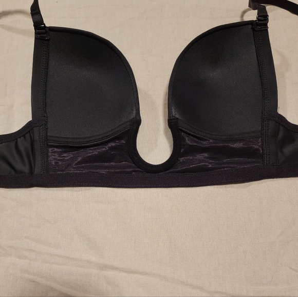 Tobi deep v plunge bra - Picture 3 of 5